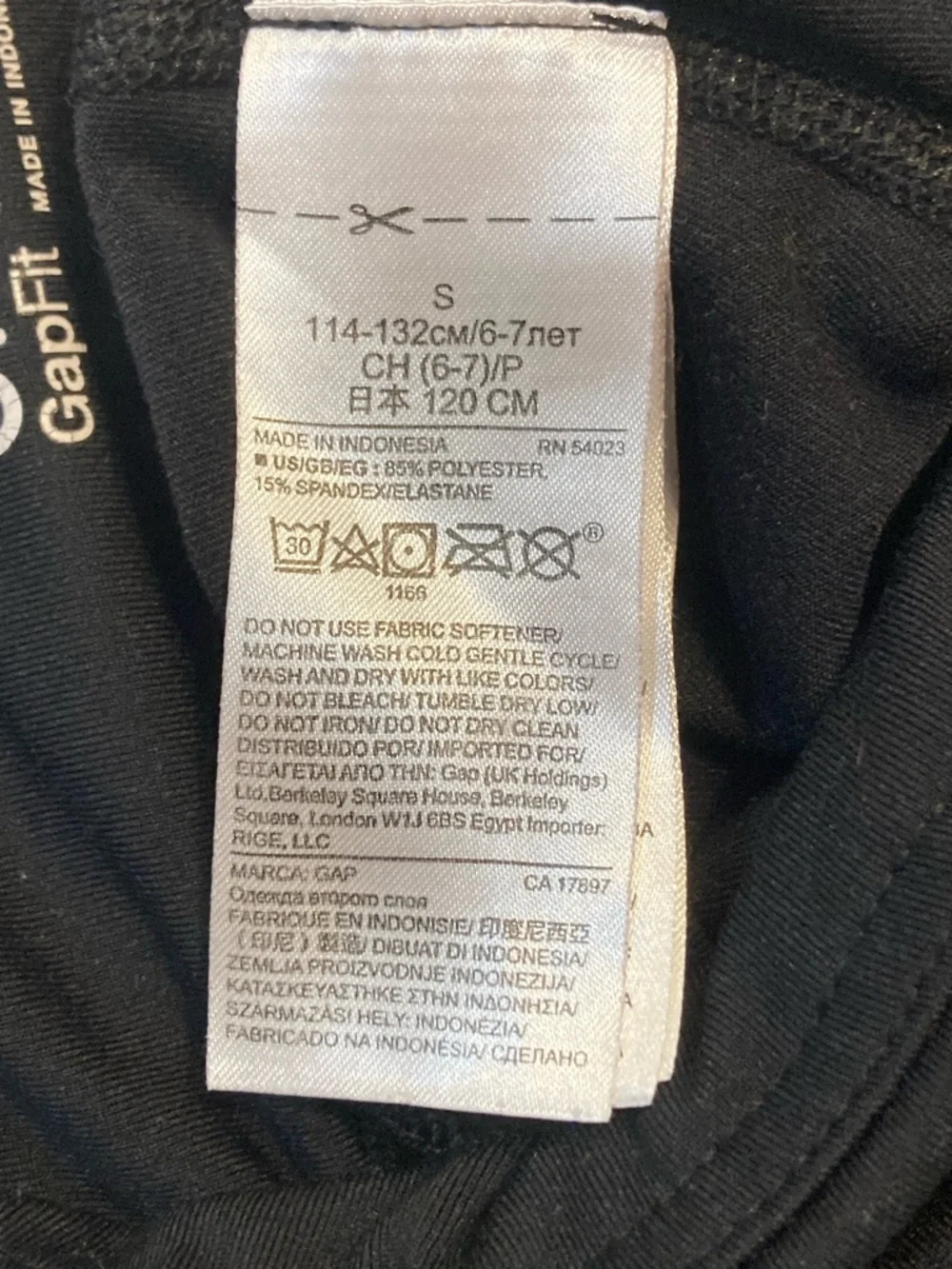 Old Navy GapFit 🟣 Size 7 Bundle of Jeans and Capri Leggings